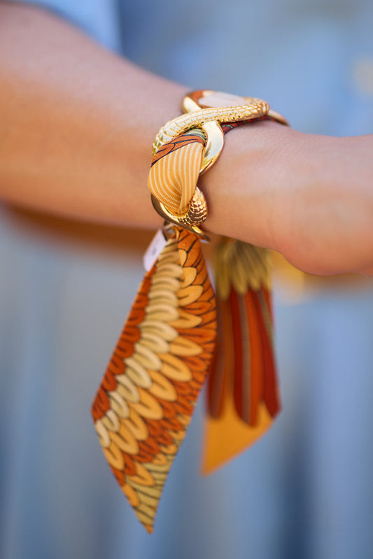 Bracelet with Phoenix Ribbon